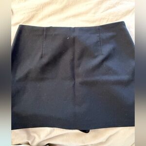 A&F Black Scarlett Mini Skort